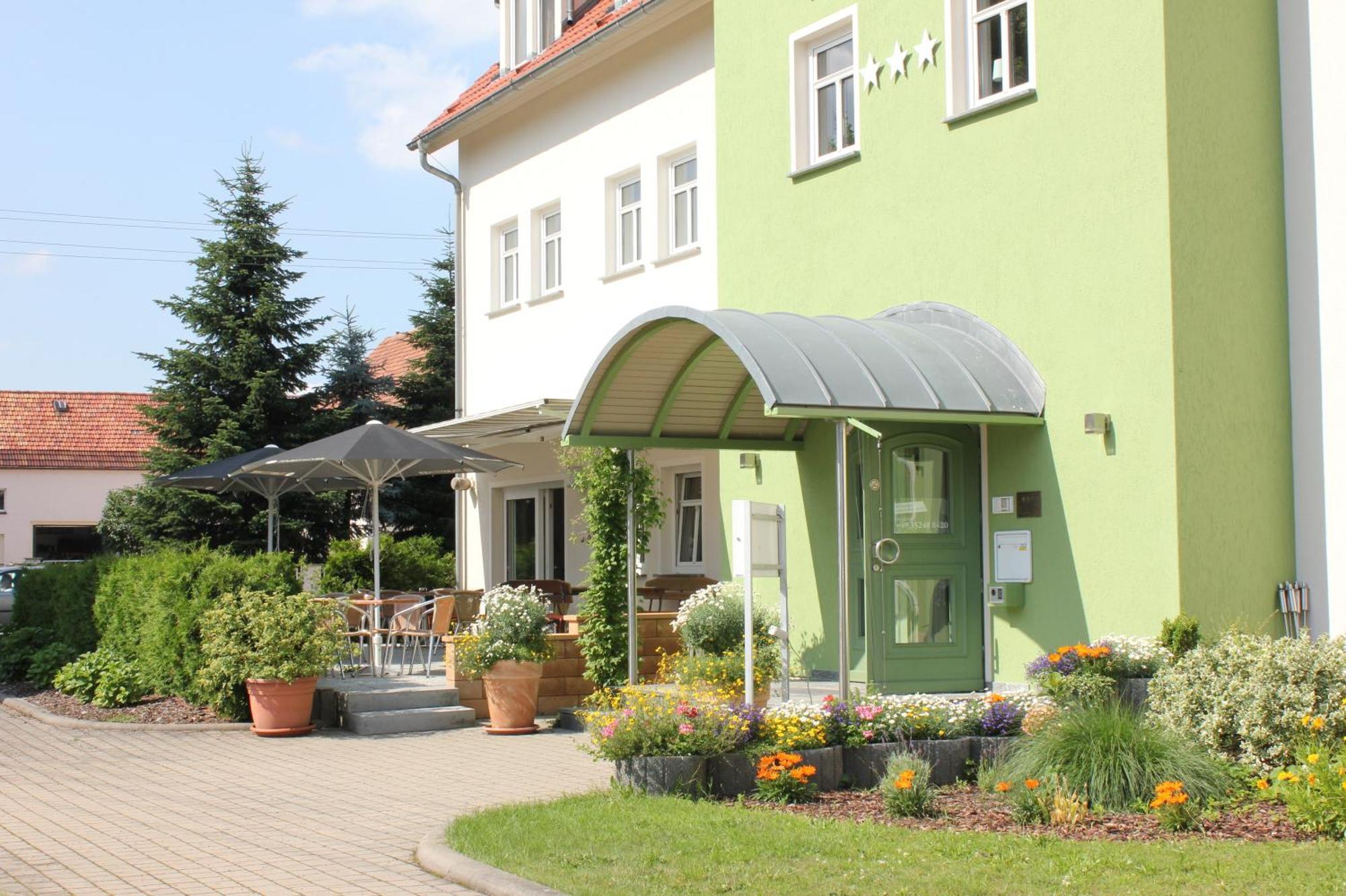 Lindenhof Hotel Thiendorf Ngoại thất bức ảnh