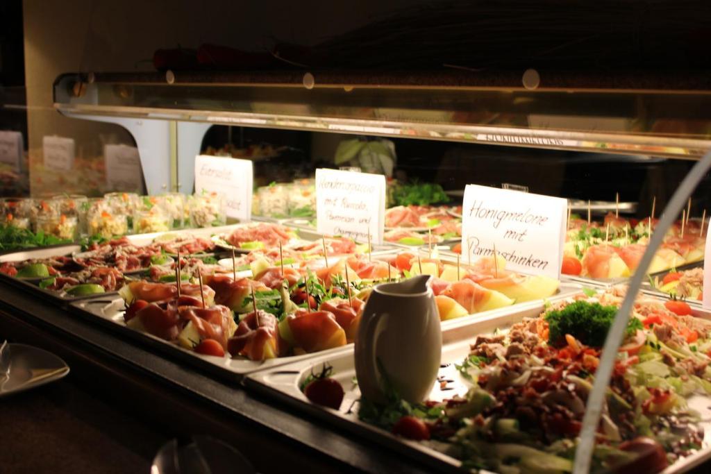 Lindenhof Hotel Thiendorf Ngoại thất bức ảnh
