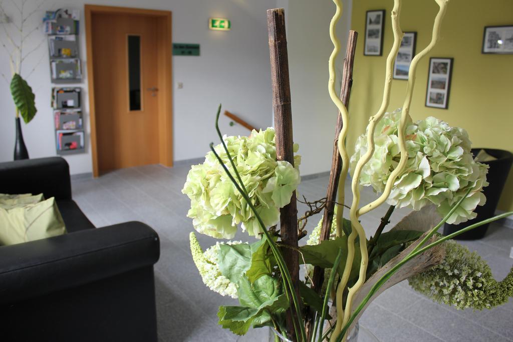 Lindenhof Hotel Thiendorf Ngoại thất bức ảnh